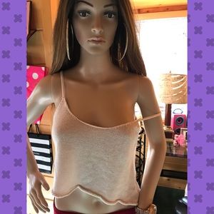 Cream Crop top ‼️